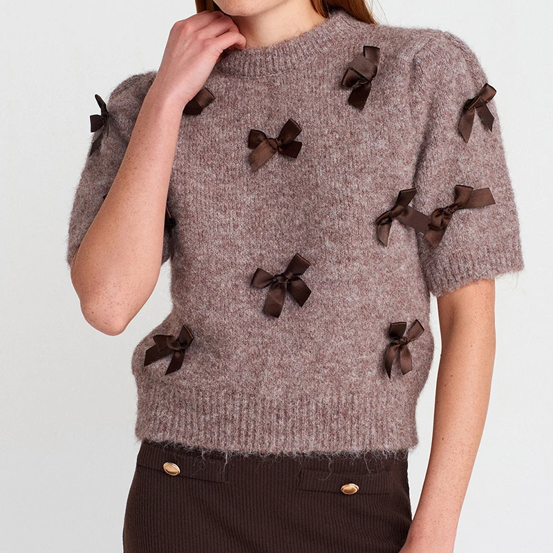 01 Sweater Top