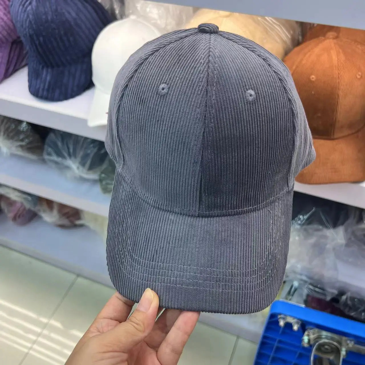Neue Cord-Baseballkappe, warme Entenschnabelmütze für Herbst und Winter, mehrfarbige modische Sonnenschutz-Hip-Hop-Kappe für Herren und Damen – Detail 11