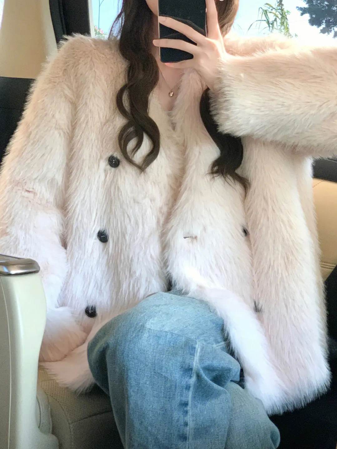 

Новая розовая шуба из искусственного меха для женщин 2025 года: теплая, экологичная, пушистая, зимняя, модная верхняя одежда в корейском стиле, с длинными рукавами