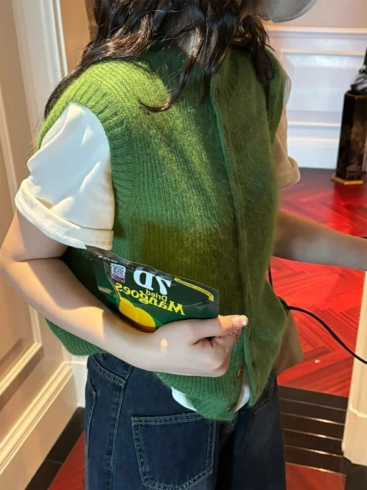 

Natural style comfortable green round neck knitted cardigan women's vest autumn and winter women's layered sweater camisole top