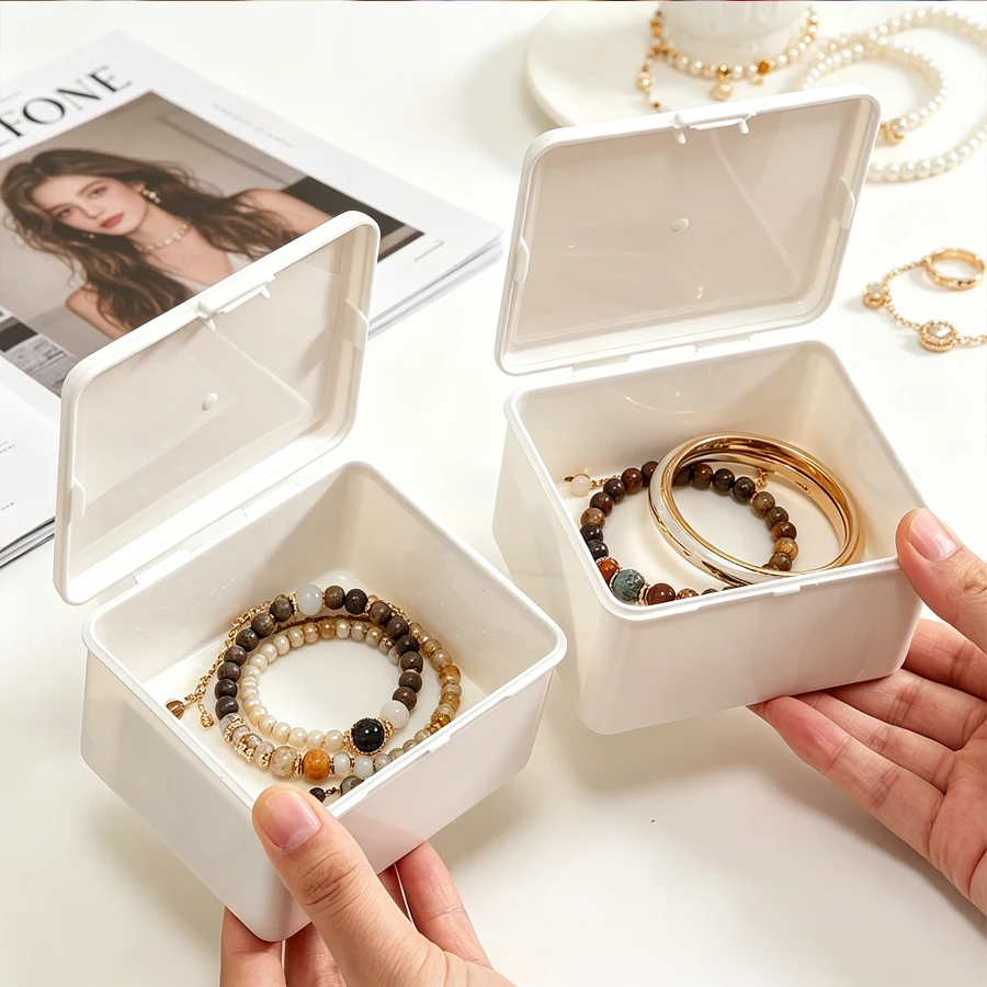 

White milk color flip-top jewelry bracelet storage box, hairpin and hair tie organizing box, dust-proof and anti-oxidation, card