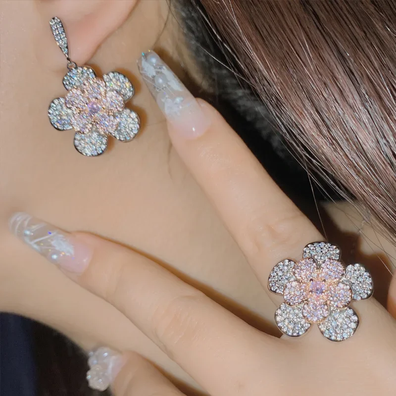 

MDL Moissanit. Style Beautiful Flower Vimy Fashion Stud Earrings 18K Plated Diamonds Ring Pendant