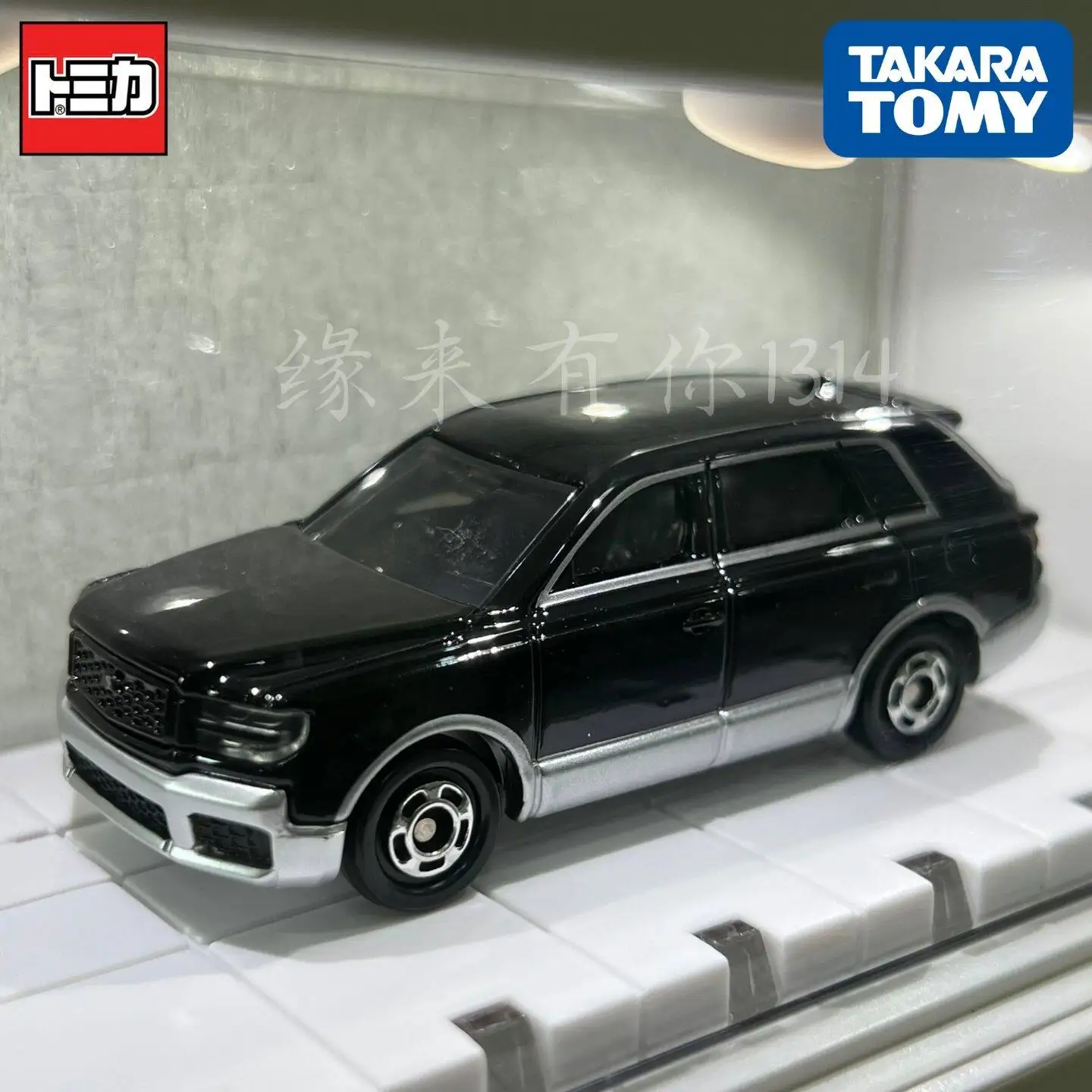 

Takara Tomy Tomica No.115 Toyota Century Diecast Alloy Car Model, Mini Metal Vehicle Toy for Kids, Ideal Gift for Boys