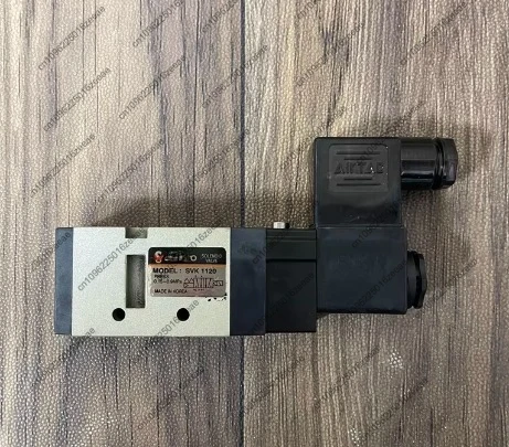 

Новый электромагнитный клапан SVK1120-5D-02 Напряжение катушки: 220 В переменного тока