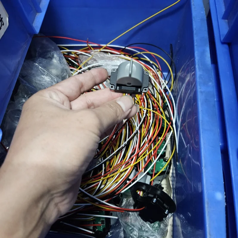 

Высококачественные клейкие детали ручки, переключатель с пальцевым колесом