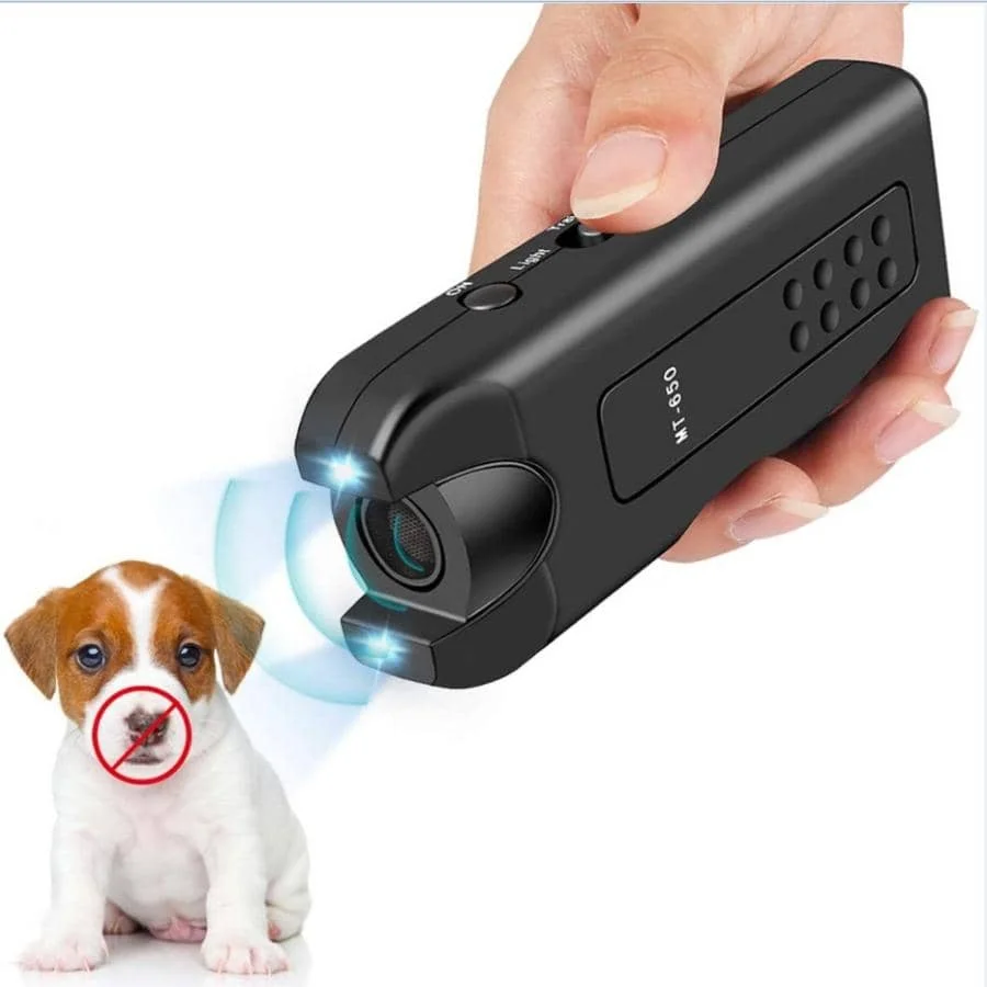 Ultrasonic Dog Chaser Away Self Defense safety wolf Stops Aggressive Animal Attacks Deterrent Repeller Defence Flashlight Stick