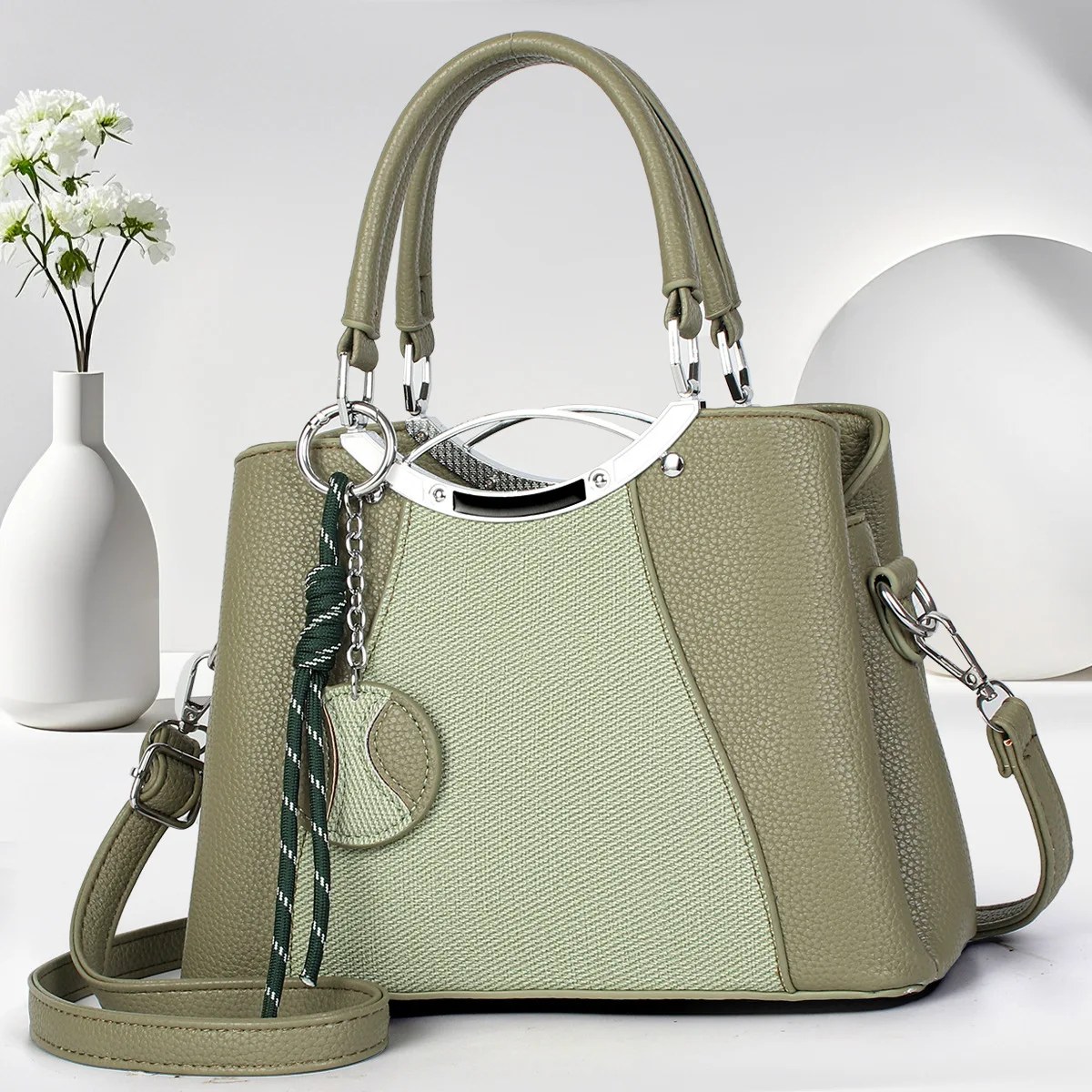 

2025 New Womens Handbags Large Capacity for Wedding Business Elegant Metallic Texture Shoulder Bags Soft Leather Crossbody Bag