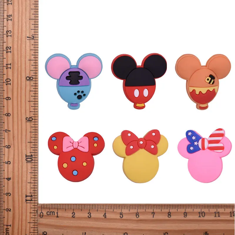 PVC Buckle for Kids Party, Sapato Encantos, Mickey Head, Cartoon Series, Acessórios Decorações, Presentes de Natal, Hot Sale, 1Pc