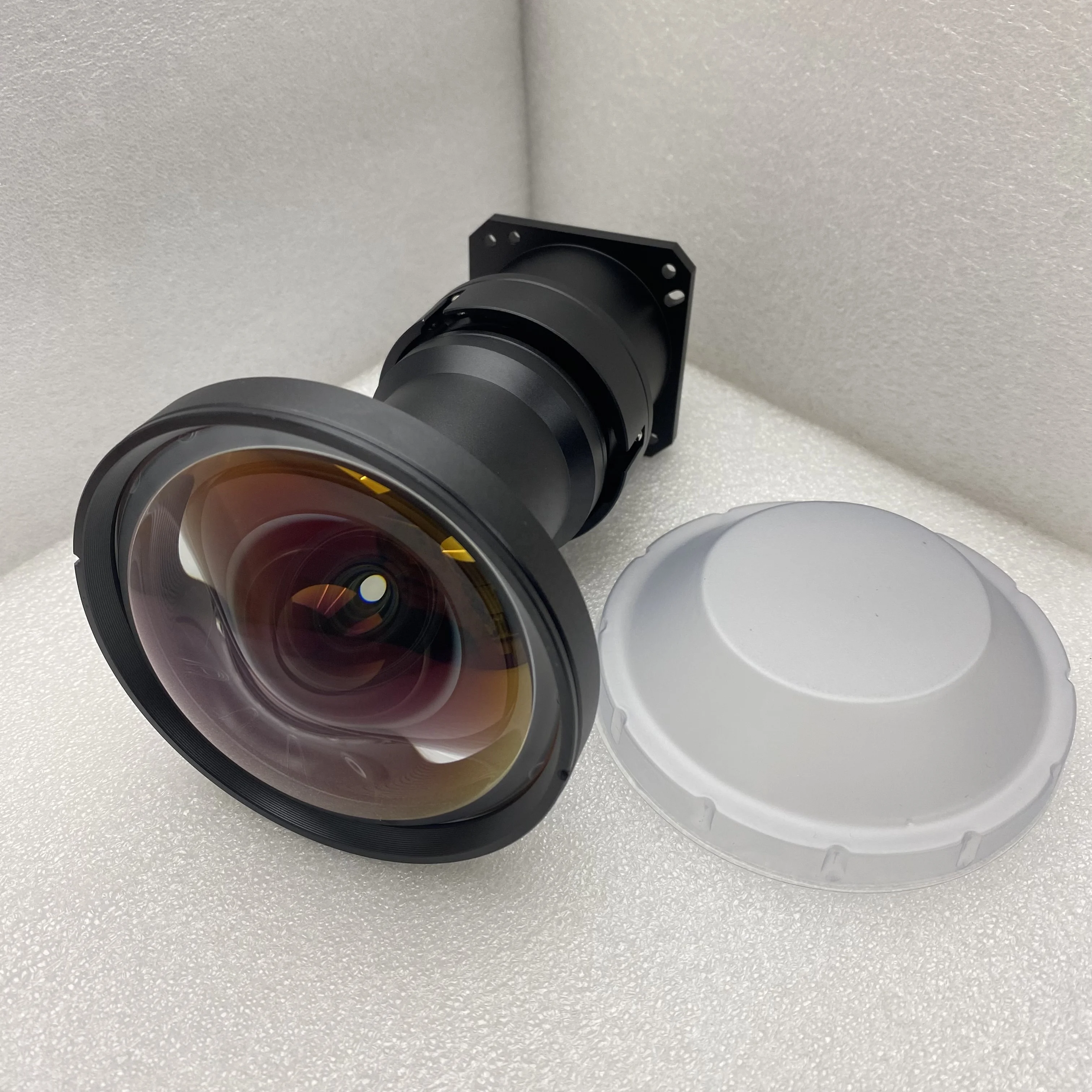 Best-selling Replacement 0.6:1 Short Throw Wide-angle Lens for NEC PX1004UL Outdoor Projector