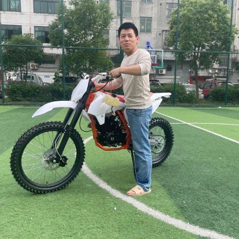 Two-Wheel Off-Road Motorcycle Fuel All-Terrain Mountain Off-Road Professional Racing Motorcycle