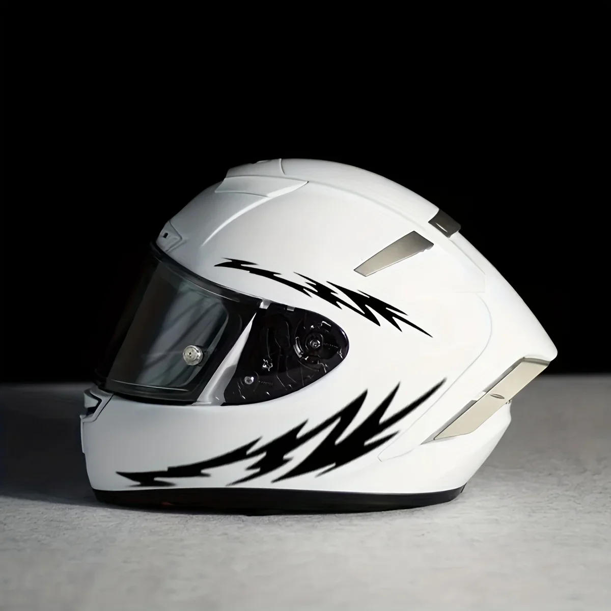 

4 шт./компл. уникальная наклейка с пламенным дизайном, отлично подходит для настройки шлема, автомобильных наклеек, скинов для планшетов, изготовления подставки для снаряжения