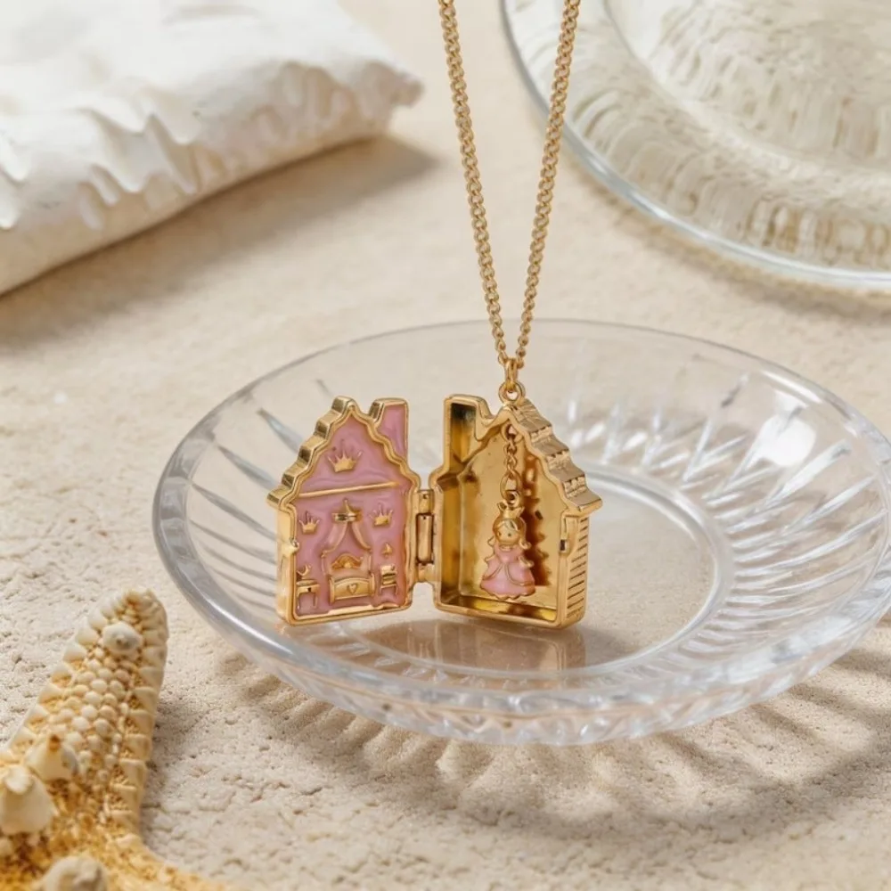Enamel Craft Fairy Tale Gingerbread House Necklace Colorful Delicate Openable Pendant Necklace Fashion Jewelry Copper