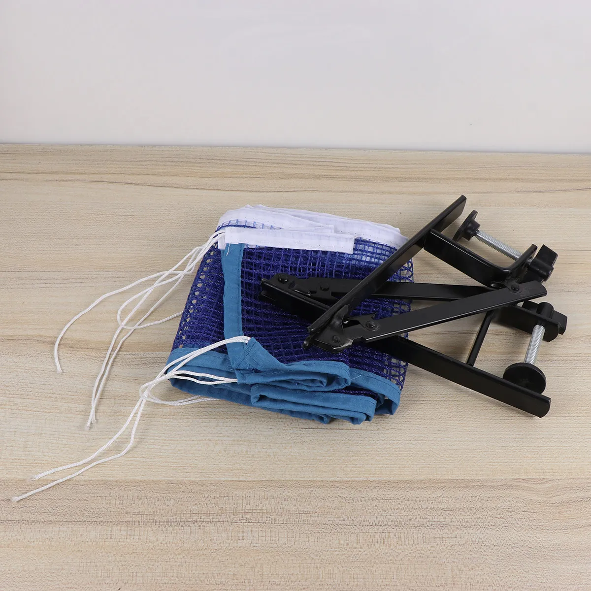 

Standard Table Tennis Net Post Set Portable Blue Heavy Duty Nylon Net Metal Clamp Pong Rack Indoor Outdoor Table Tennis