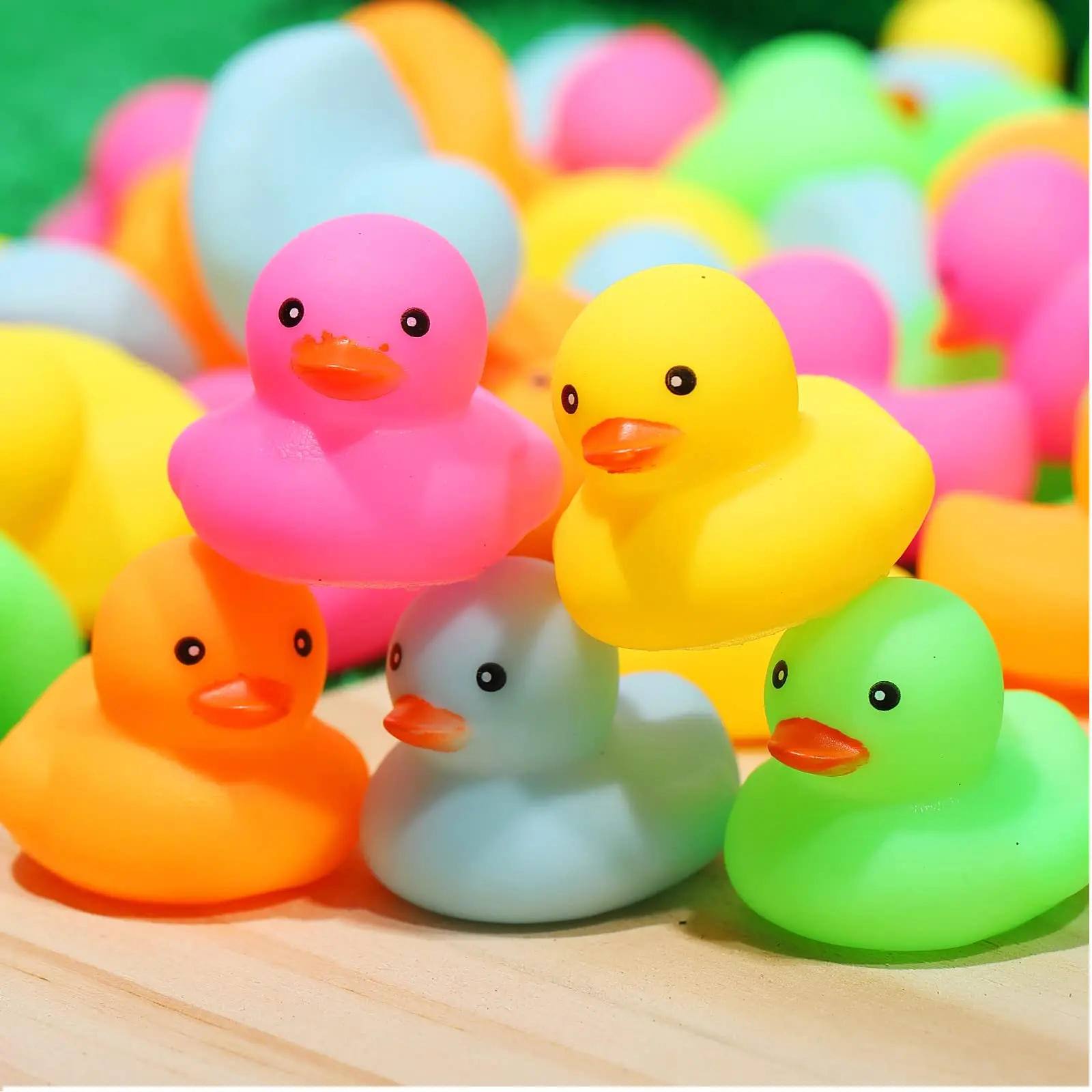 Mini patos de borracha para crianças e crianças, Multicolor Float Bathtub, Baby Bath Showers Toys, 50 Pcs, 100Pcs