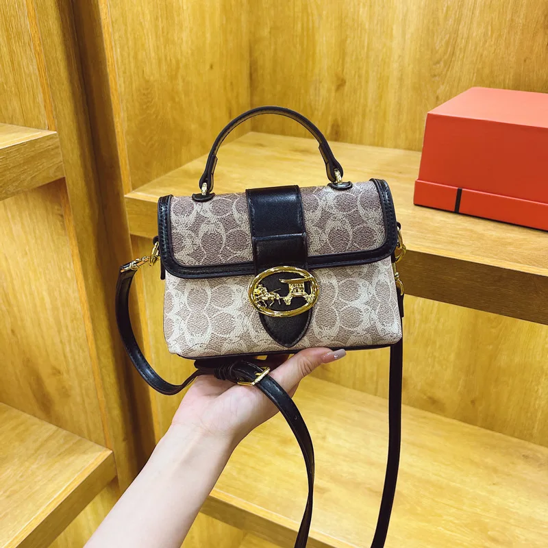 French niche bag women's bag European and American retro printed shoulder portable small square bag