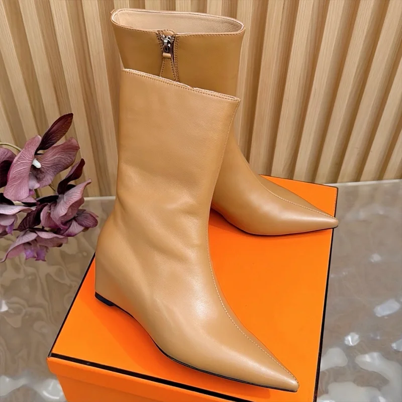 

High quality New style - vintage minimalist women's high heels pointed toe short boots made of sheepskin or cowhide 25110647