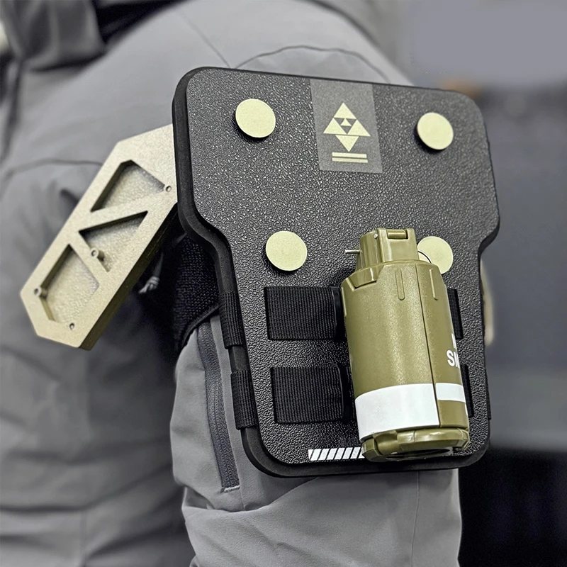 Outdoor Portable EDC Multifunctional Tactical Shoulder Armor Mild Defense Tool (Cosplay Prop)