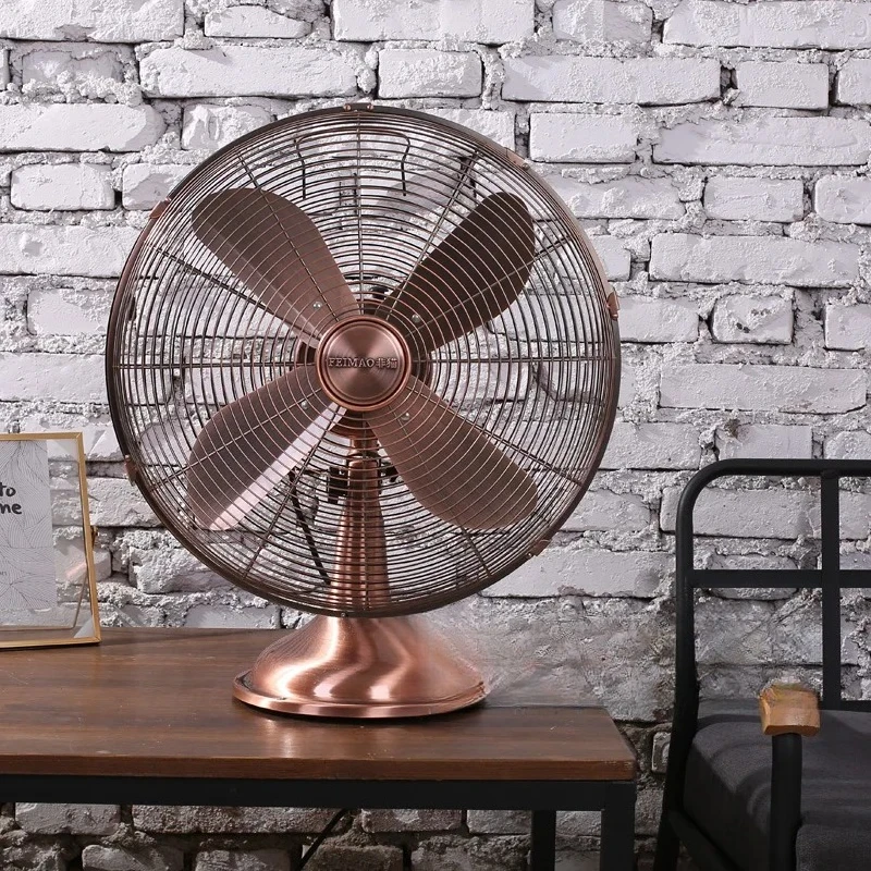 Classic Desktop Oscillating Fan, Powerful Cooling Small Desktop Fan, Suitable for Retro Decorative Appearance in Home Offices