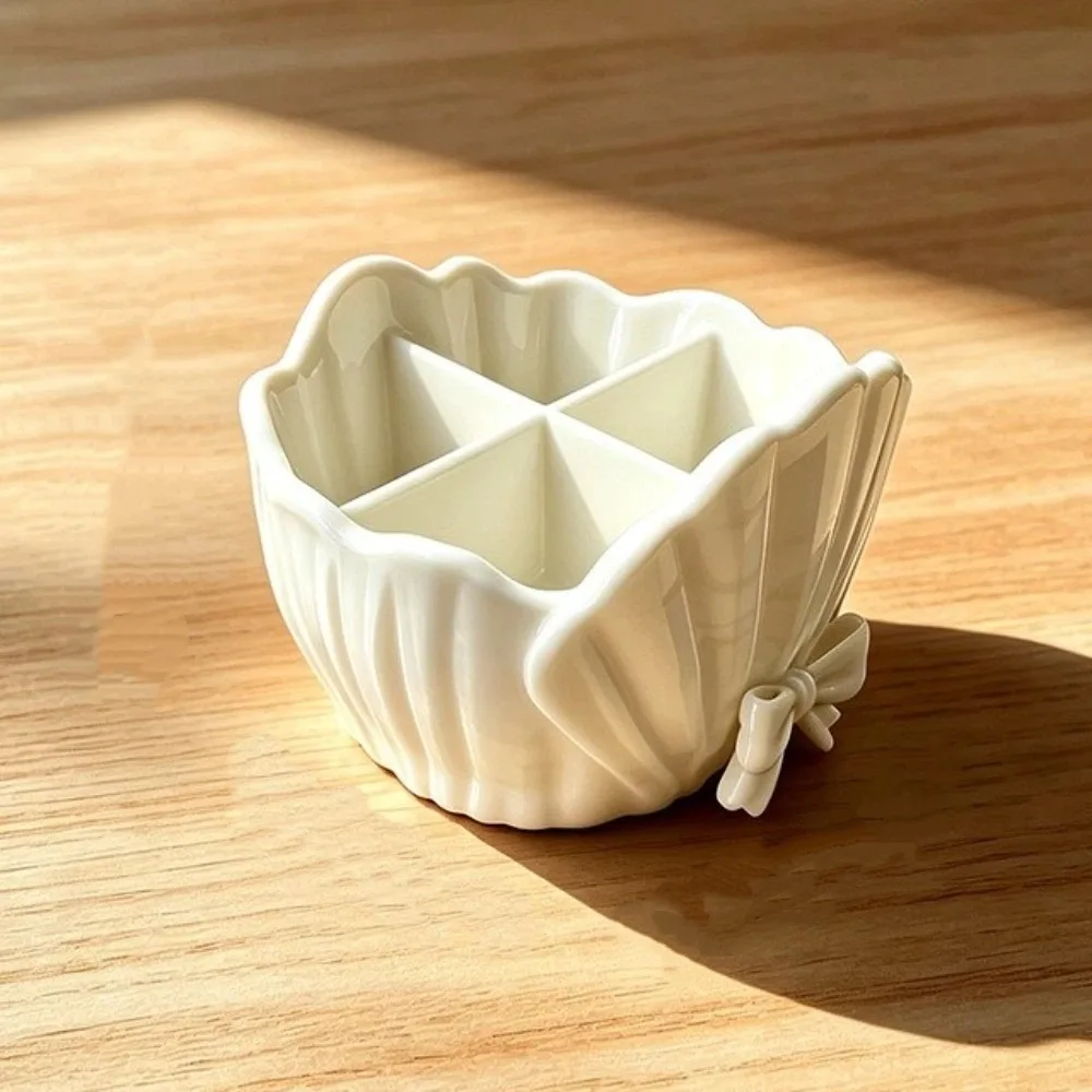3D Printed Shell Shaped Toothbrush Holder Four-Compartment Bow Lace Desktop Storage Box Shell Shaped Decorative Toothbrush Rack