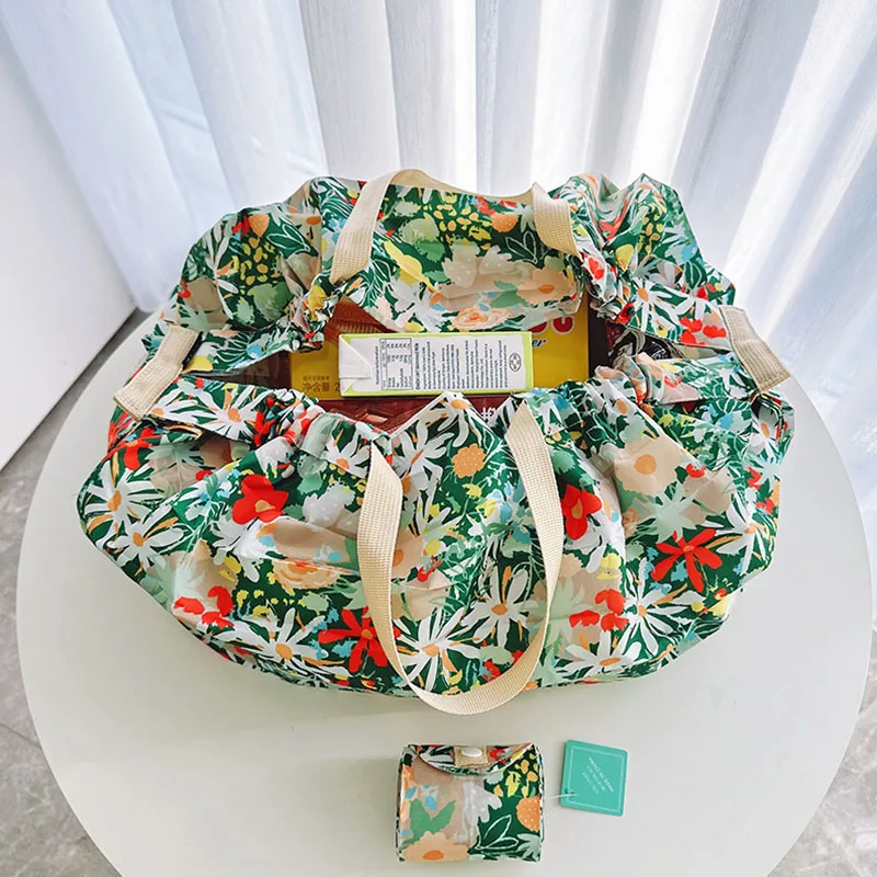 Japanese Style Flower Snap Button Decorated Foldable Handbag for Women Colorful Travel Shopping Bag Fashionable Women's Tote