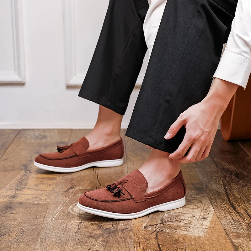 Fashion Low Cut Mens Walking Leather Shoes Quality Cow Suede Business Versatile Tassel Loafers Brand Non Slip Sole Driving Shoes