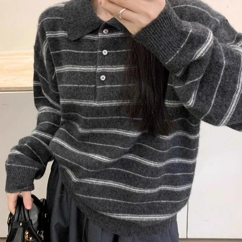 

Retro Gray Striped Polo Collar Sweater For Women, Autumn Vintage Style, Lazy And Loose Fitting, Soft And Sticky Knit Sweater Top