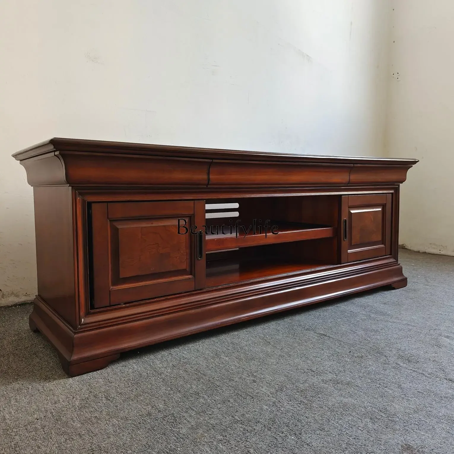 02   TV Cabinet/Stand Design Classic Beautiful Solid and Elegant