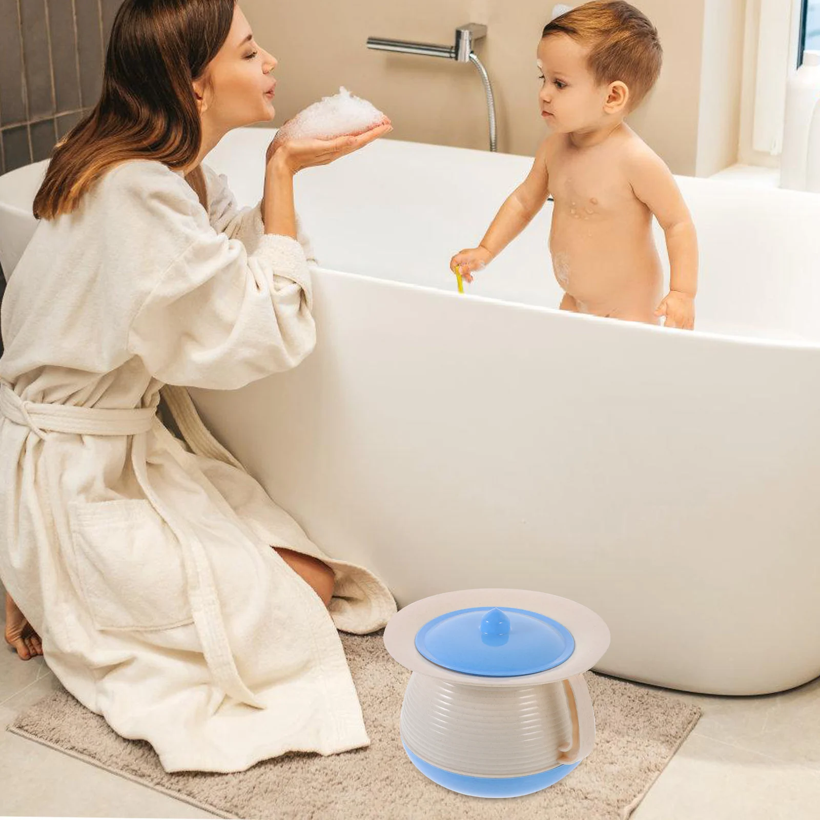 

Plastic Urine Bucket Chamber Pot with Lid Portable Spittoon for Bedroom Elderly Household Use Plastics Urine Pots