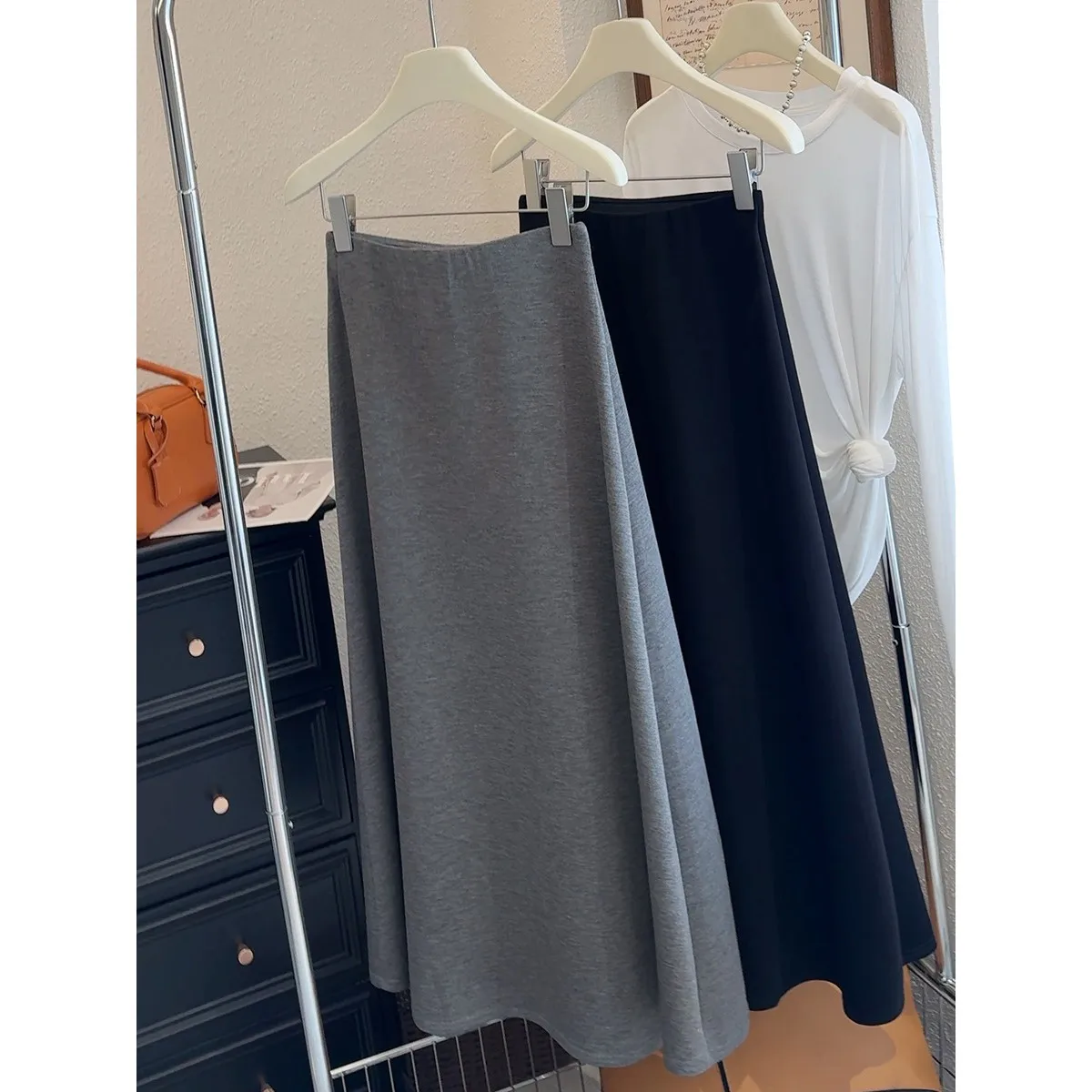 ハイウエストAラインミディスカート レディース 夏 ルーズ カジュアル ソフト シンプル ミディアム丈スカート ポリエステル繊維 ビジネスカジュアル