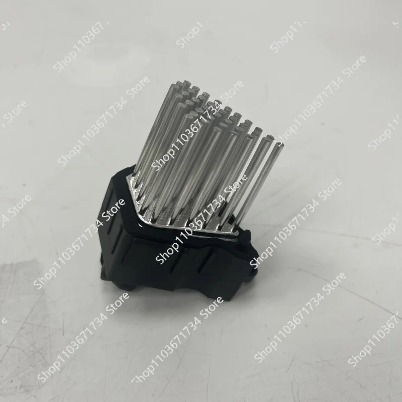 

Оригинальный резистор двигателя вентилятора отопителя JGO000020 JGO000021 для административного диапазона 02-12 L322