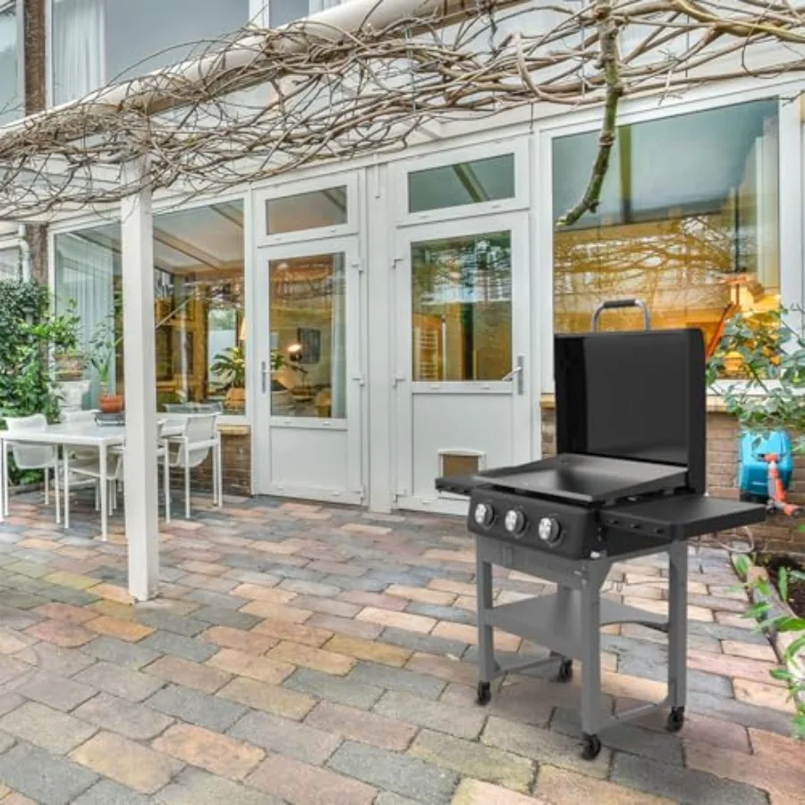 Outdoor LP griddle station with stainless steel surface, black finish, 37, 500 BTU output and 550 sq in cooking area for fast,
