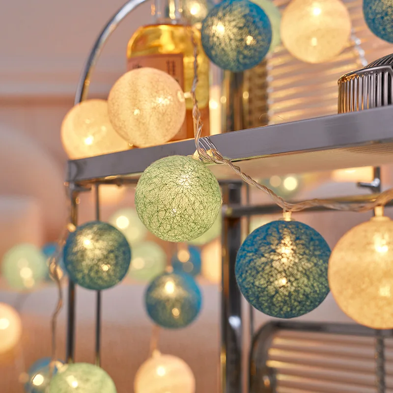 10/20 LEDS Cotton Ball Garlands Fairy Lights String Battery Power Christmas Outdoor Navidad Garden Bedroom Wedding Decoration
