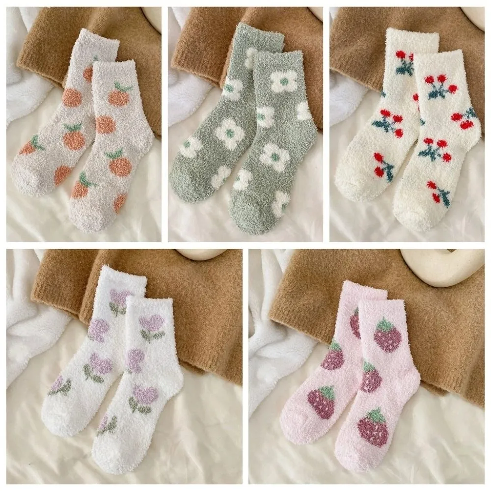 Sweet Thickened Coral Fleece Socks Flower Strawberry Winter Floor Plush Socks Sleeping Hosiery Warm Socks Women For Girls