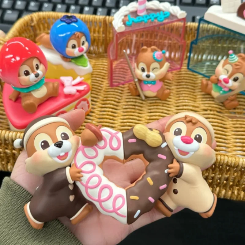 

Genuine Toptoy Chip&Dale Dessert Adventure Series Blind Box Trendy Toy Figures Birthday Surprise Gift Kawaii Cartoon Decor Toys