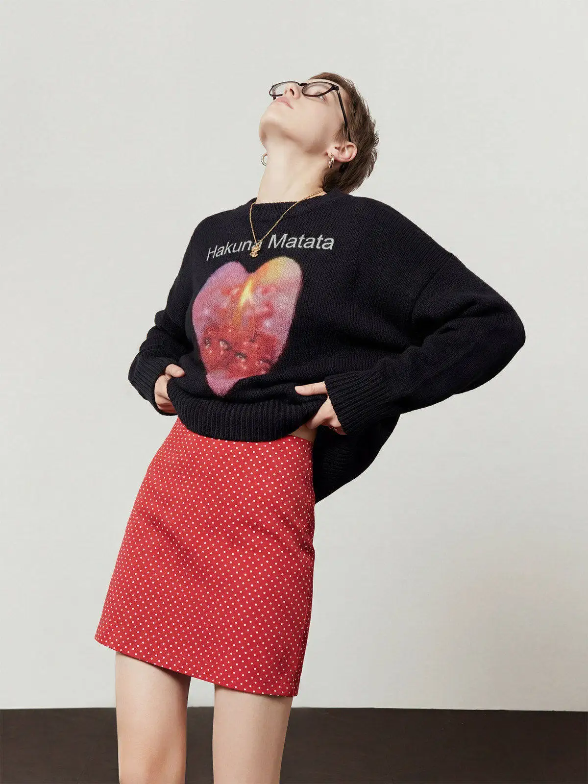 

Свободный женский вязаный свитер черного цвета, осенняя повседневная верхняя одежда, универсальная модель с эффектом похудения, новинка, комфортный крой, длинный рукав, Love...