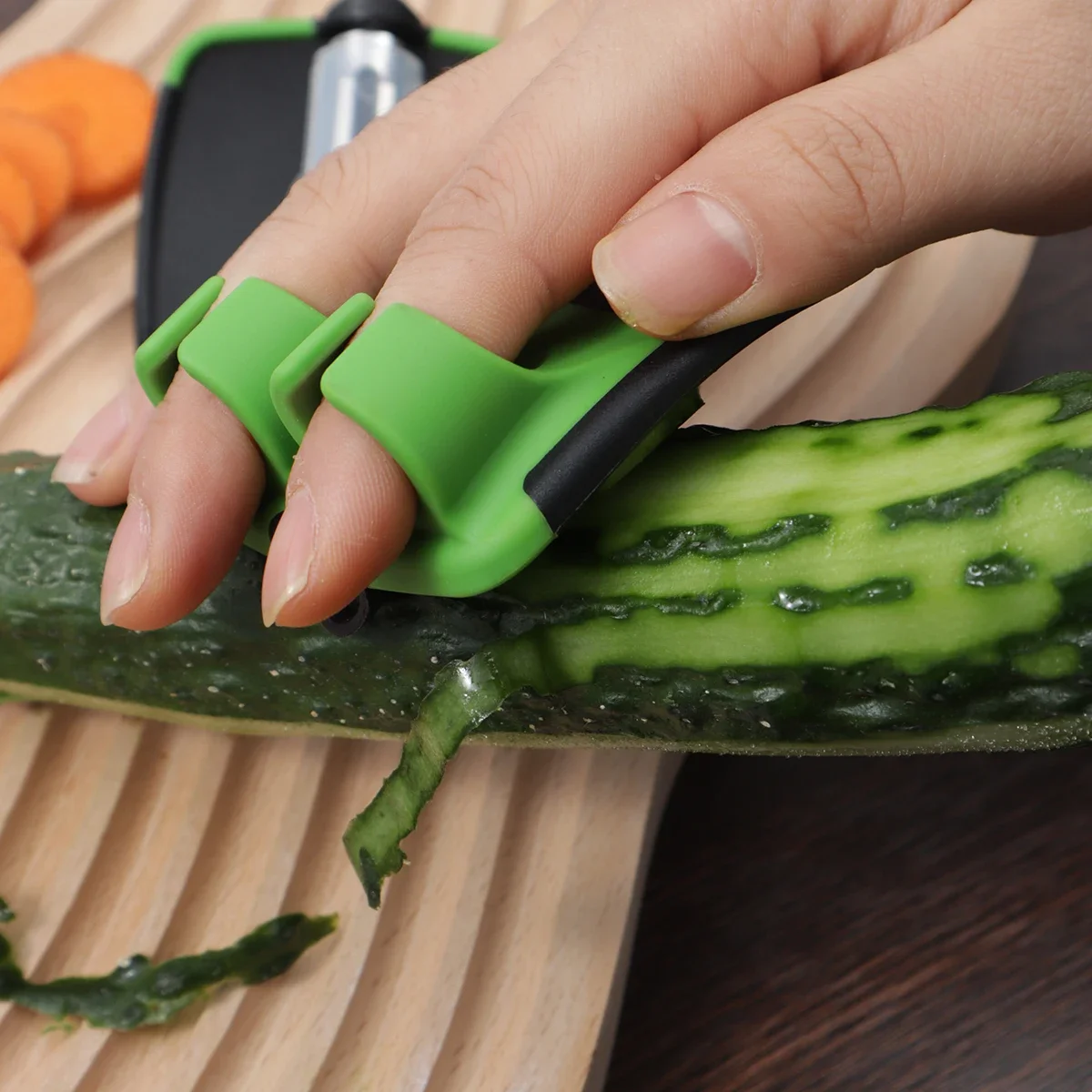 1pc-Effortlessly Peel Fruits And Vegetables With Our Stainless Steel Handheld Peeler - Perfect Kitchen Accessory For Quick Meal