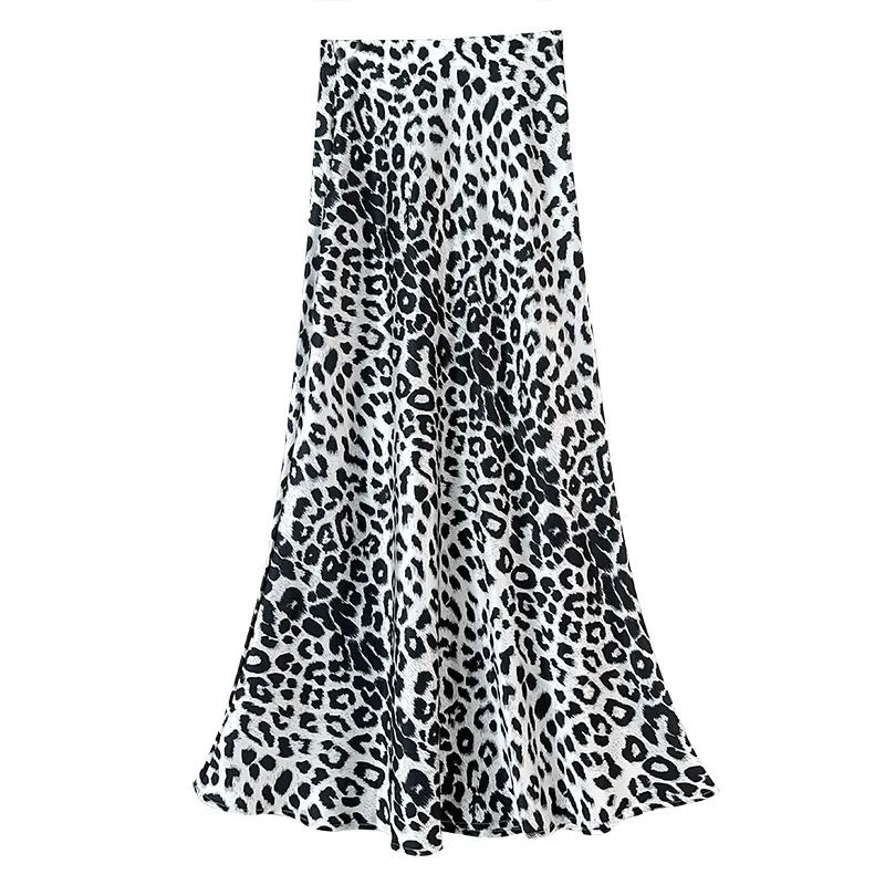 leopard-white