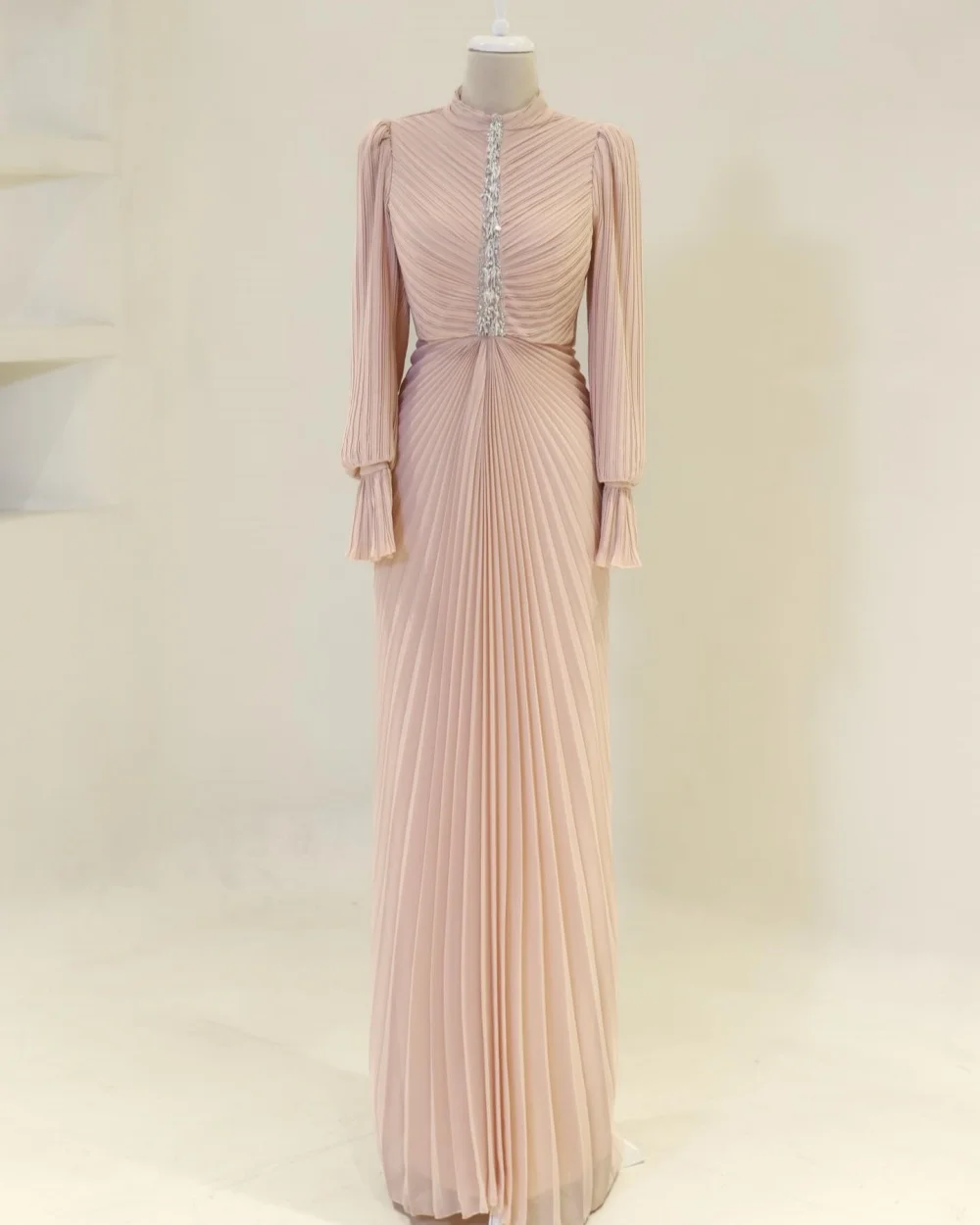 

Customized Elegant Women Chiffon Rhinestone Ruched Straight Evening Dresses Classic High Collar Long Sleeves Floor Lenght Dress