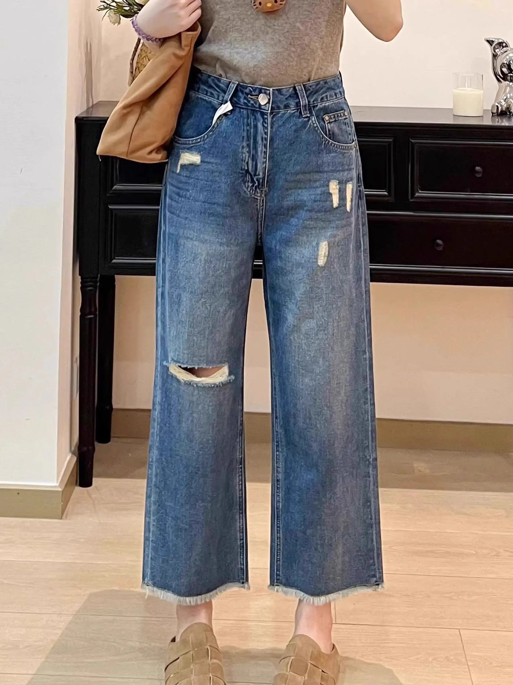 Fashionable Ripped Straight Leg Jeans Wide Leg Loose Slimming Vintage Nine Points Pants High Waist Zipper Closure Casual Wear