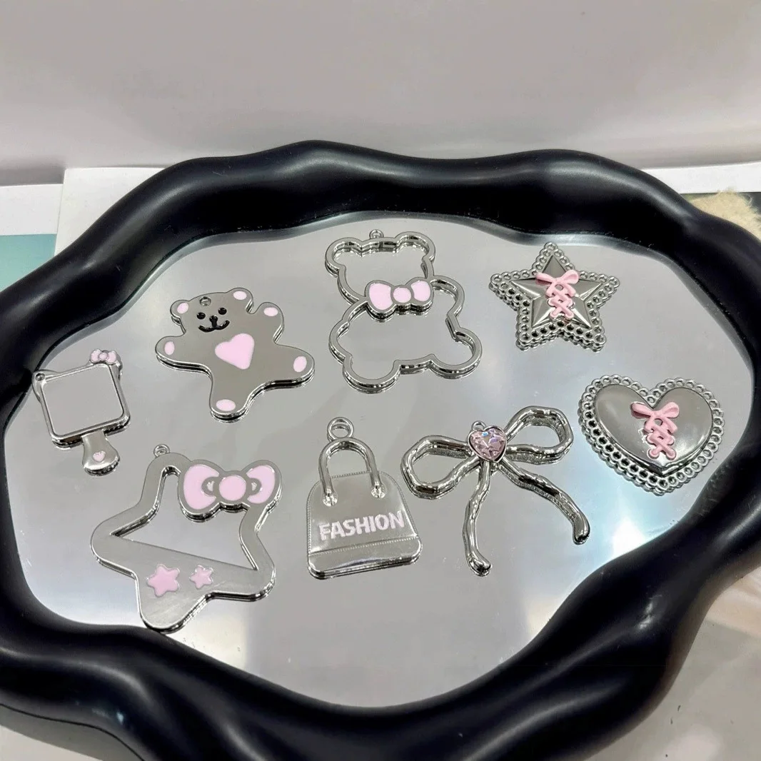 Miniso لطيف الأزياء الكرتون DIY مجوهرات اكسسوارات سلسلة سبيكة قلادة على ظهره المفاتيح قلادة الاكسسوارات المواد