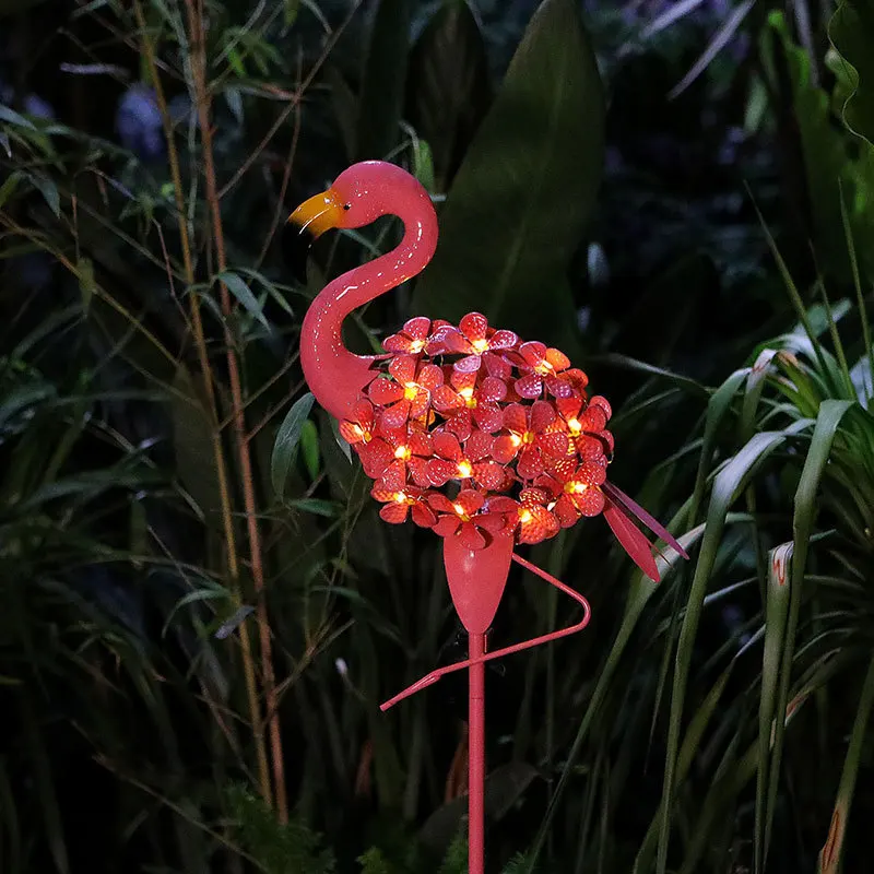 New LED Solar Powered Flamingo Wrought Iron Floor Lights for Outdoor Courtyard Garden Atmosphere Decoration Lighting Fixtures