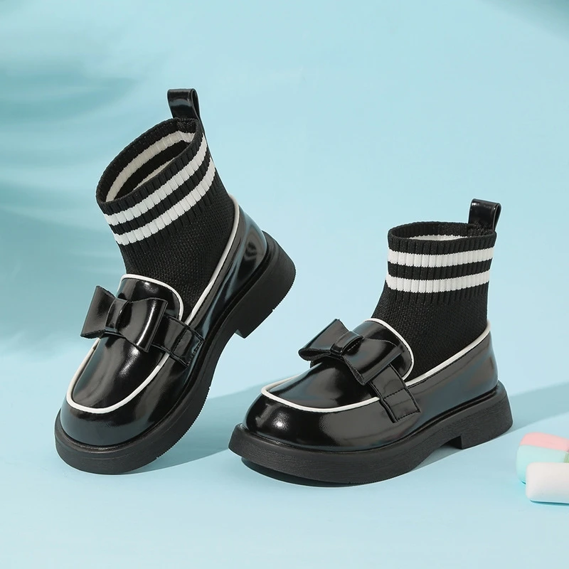 2024 popular child winter shoes for girl and fashion style with cashmere and comfortable and can keep foot warm