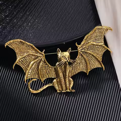 Personalized wings, vintage cat brooch accessories, funny bat style, flying cat chest flowers