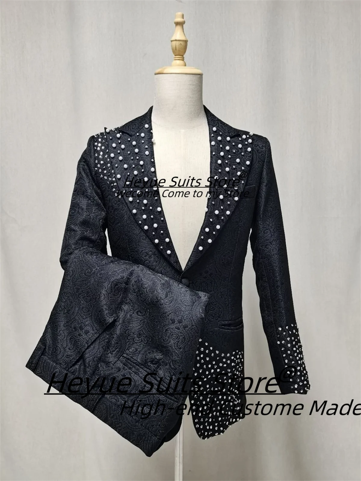 

Luxury Shiny Rhinestone Jacquard Men Suits Customized Slim Fit Peak Lapel 2 Pcs Sets Formal Groom Wedding Tuxedos 2 Pieces Sets