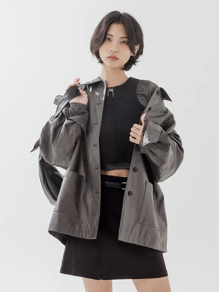 Jaqueta Retro de Couro Queenop Nova para Outono Inverno Feminina com Gola Longa de Dupla Camada