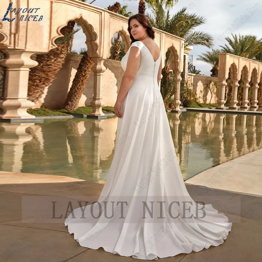 LAYOUT NICEB Plus Size Spaghetti Straps Wedding Dresses Backless Sleeveless Satin Bride Gown Back Buttons Vestidos De Novia 2024