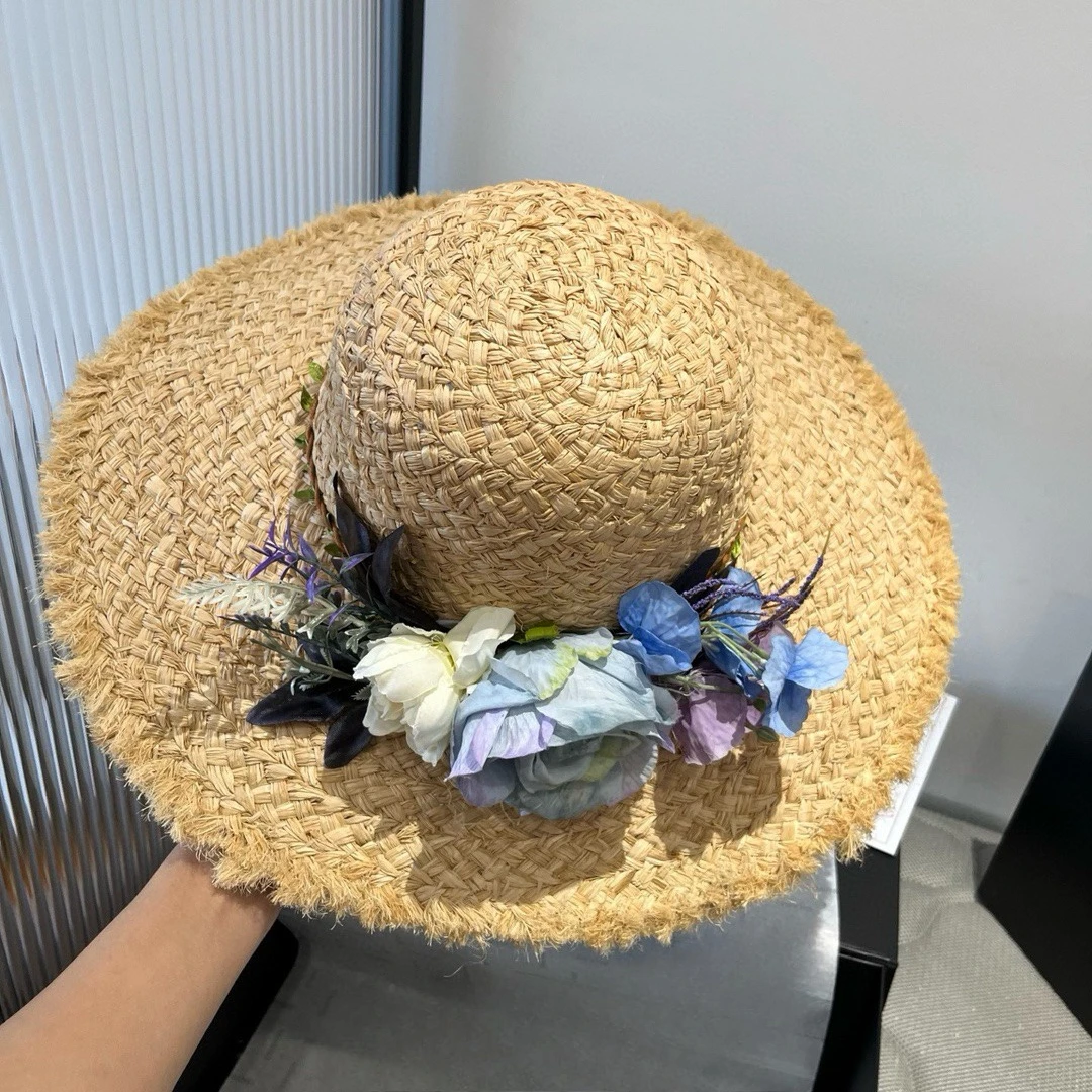 

High-end Master Hand-woven Straw Hat Elegant Flower Women's Large Brim Sun Hat Seaside Holiday Beach Sun Hat Luxury Gift