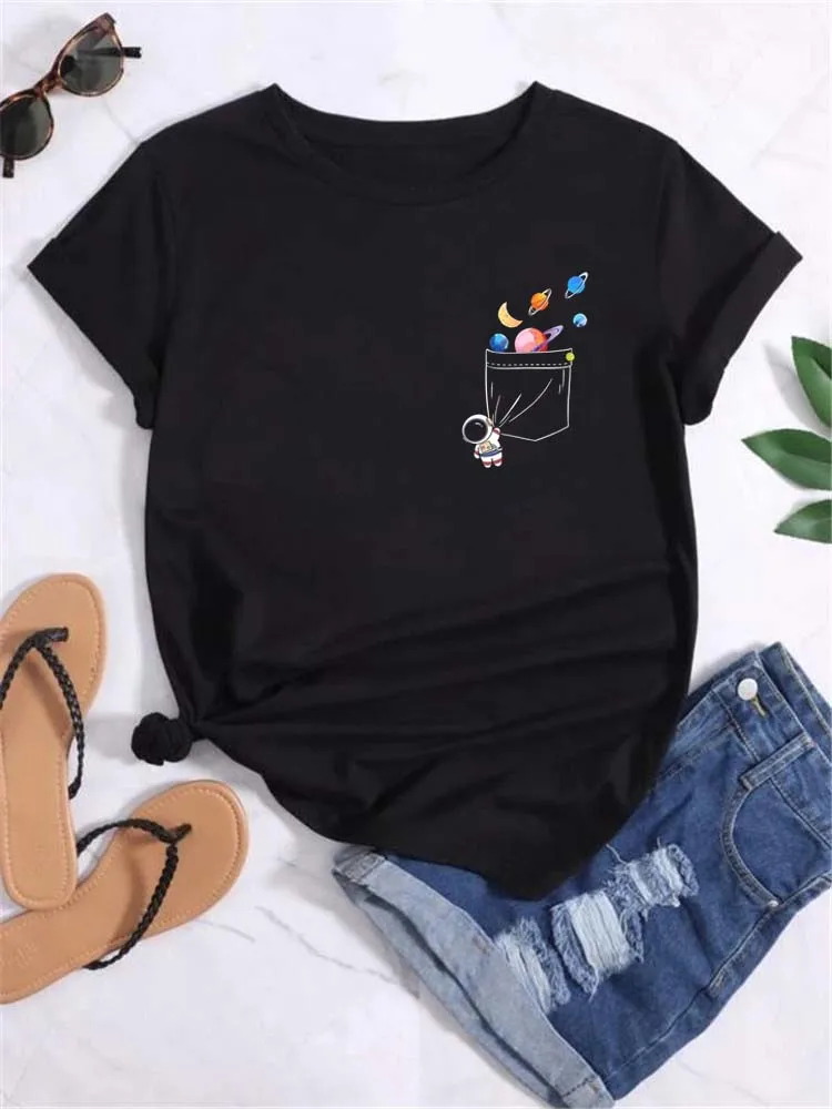 Women T Shirt Cute Astronaut Moon Planet Print Fashion Tee Shirts Streetwear Casual Short Sleeve Female T-Shirt Vintage Tops