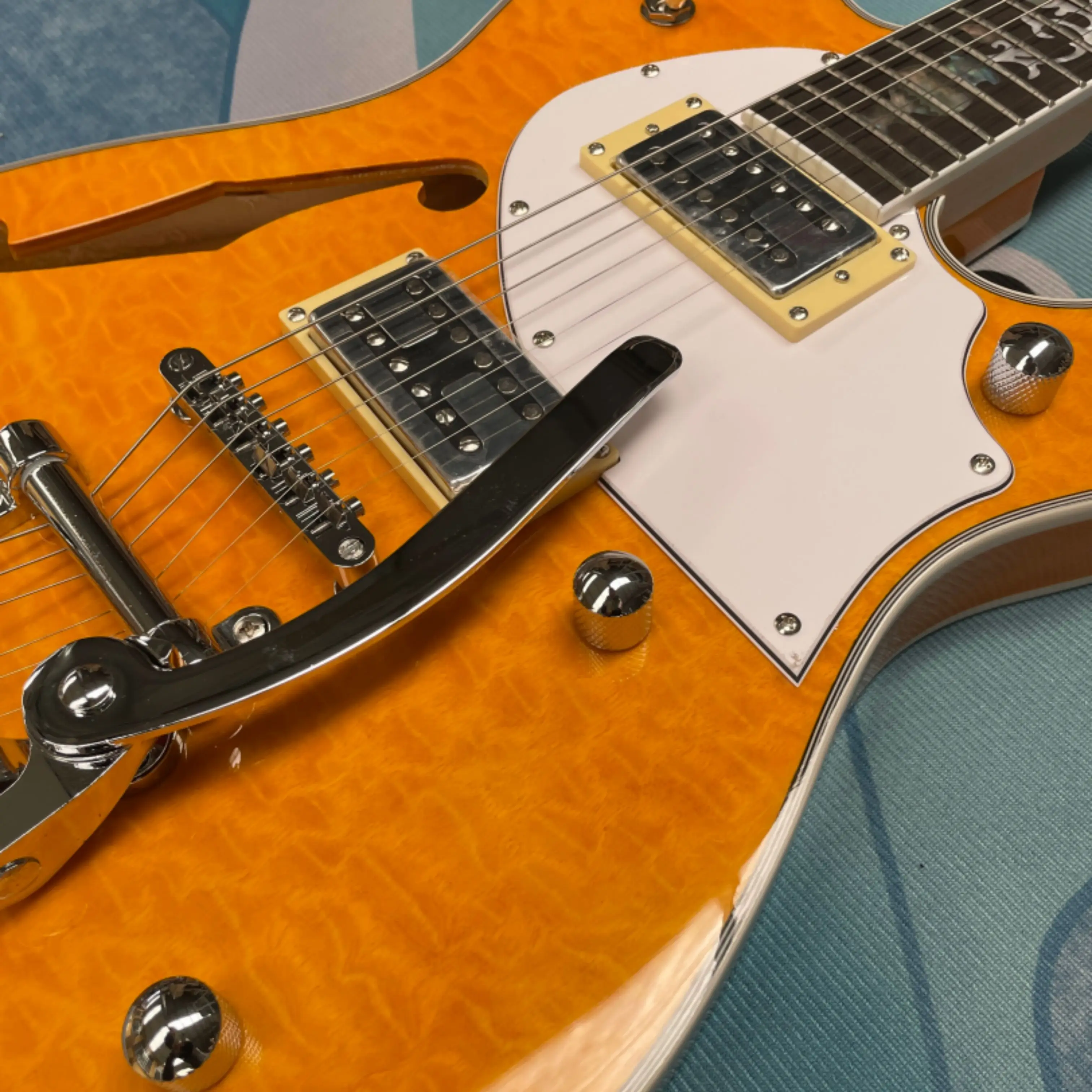 Luxury Amber High Gloss Semi-Hollow Electric Guitar, Fretboard Inlaid Vine Rose Pattern Guitars, Exquisite Body Binding Guitarra