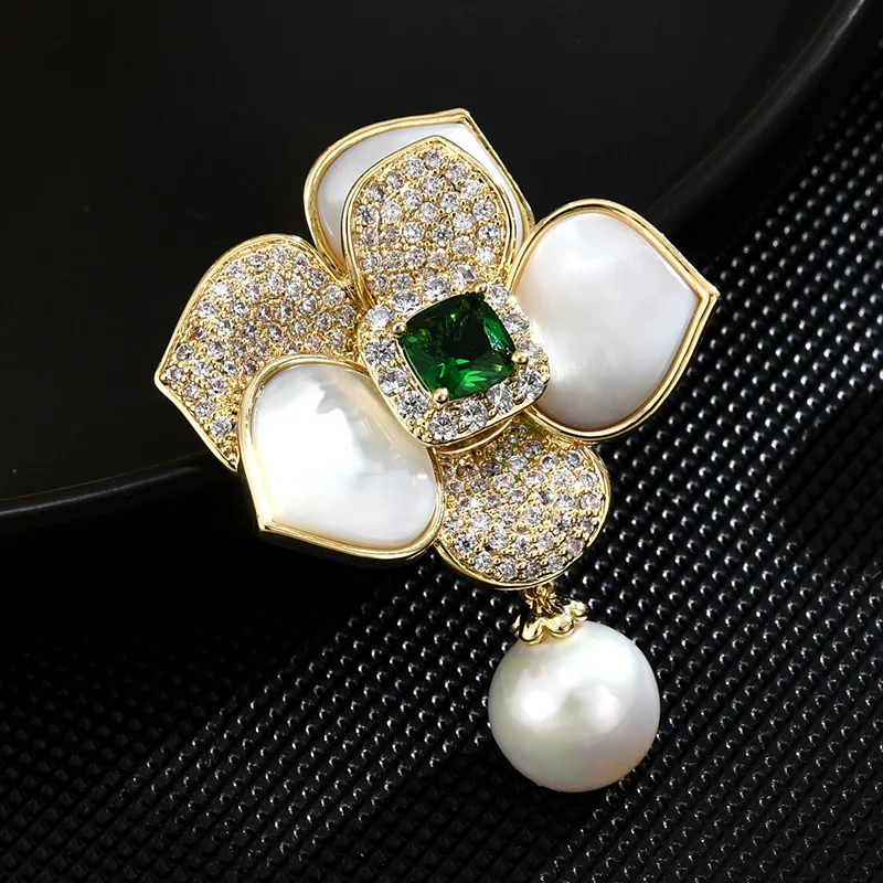 

Elegant Camellia Brooch Natural Mother of Pearl Korean Heavy Work Copper Micro Inlaid Flower Pearl Luxury Accessory